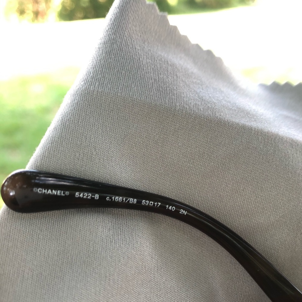 Square Channel Sunglasses - Picture 17 of 17
